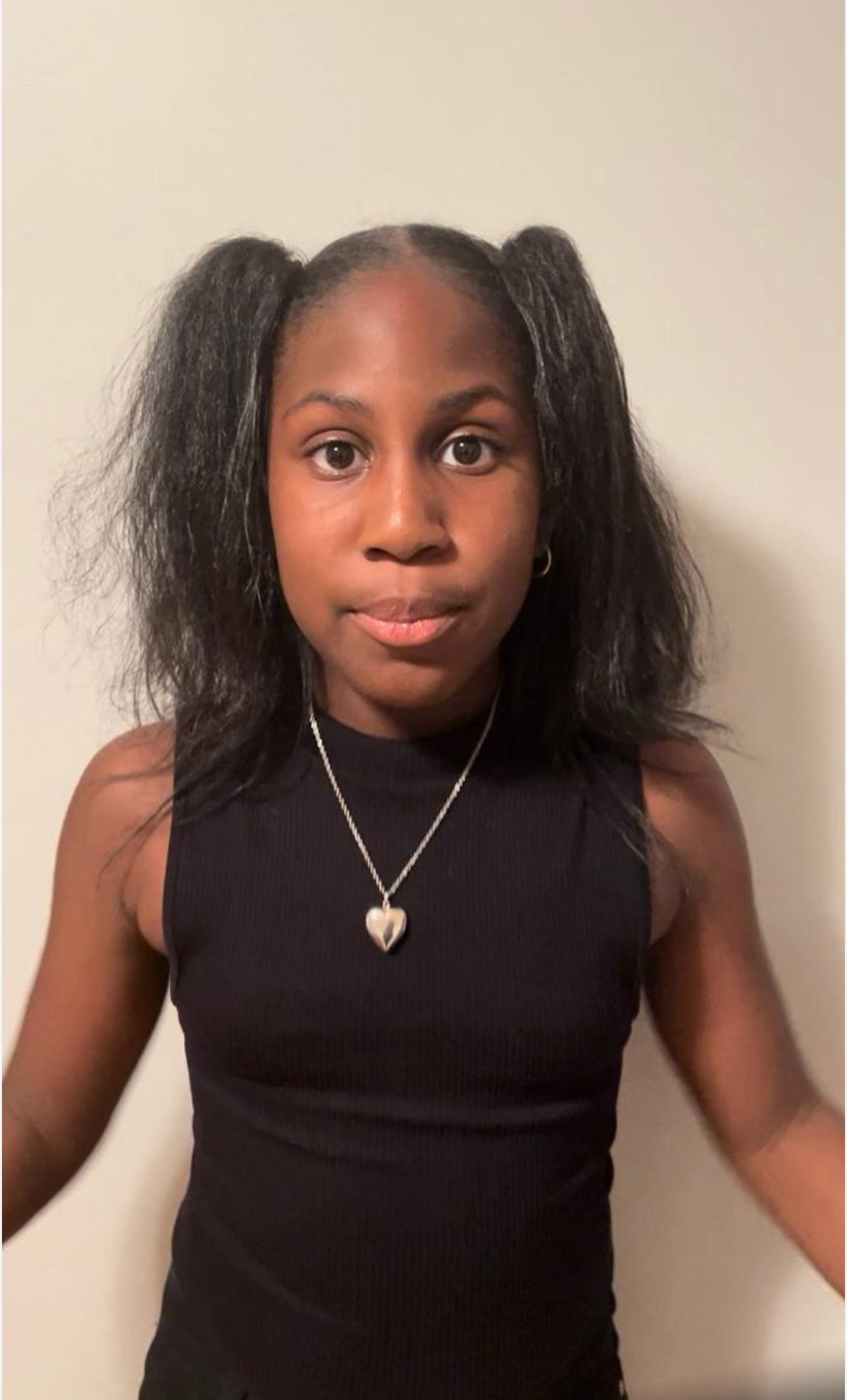 "MIRA MIRA" sleeveless fitted top "(MIRACLE'S FASHION)"