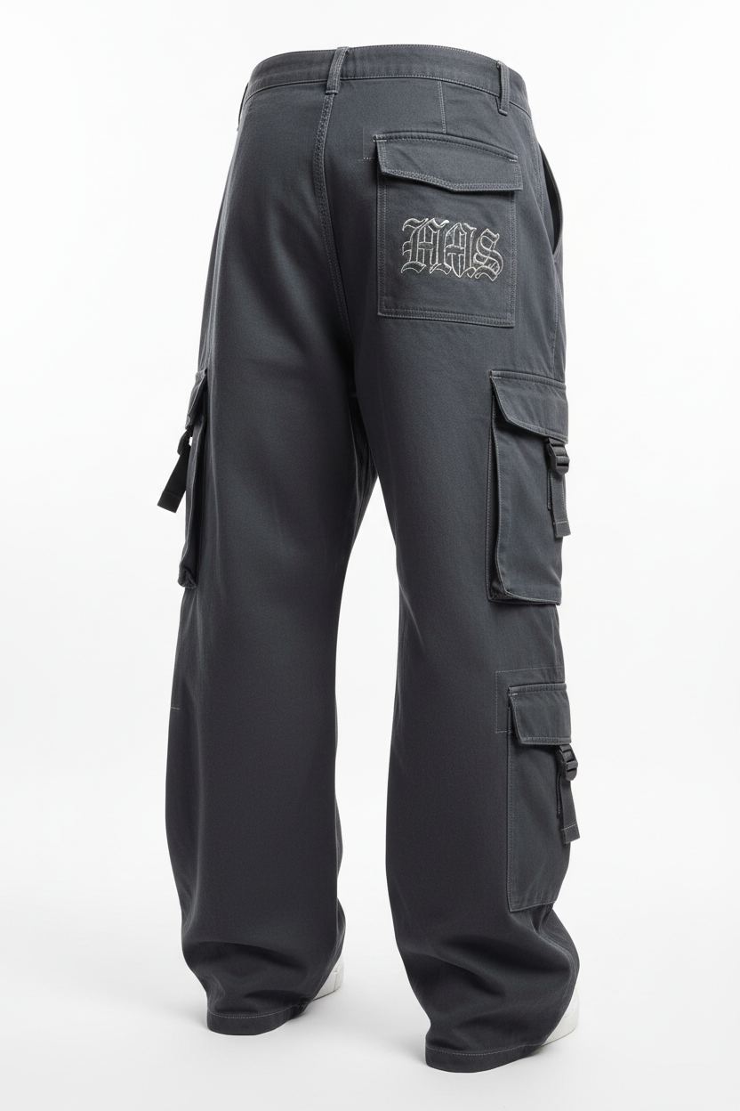 Back view - MMS logo on pocket